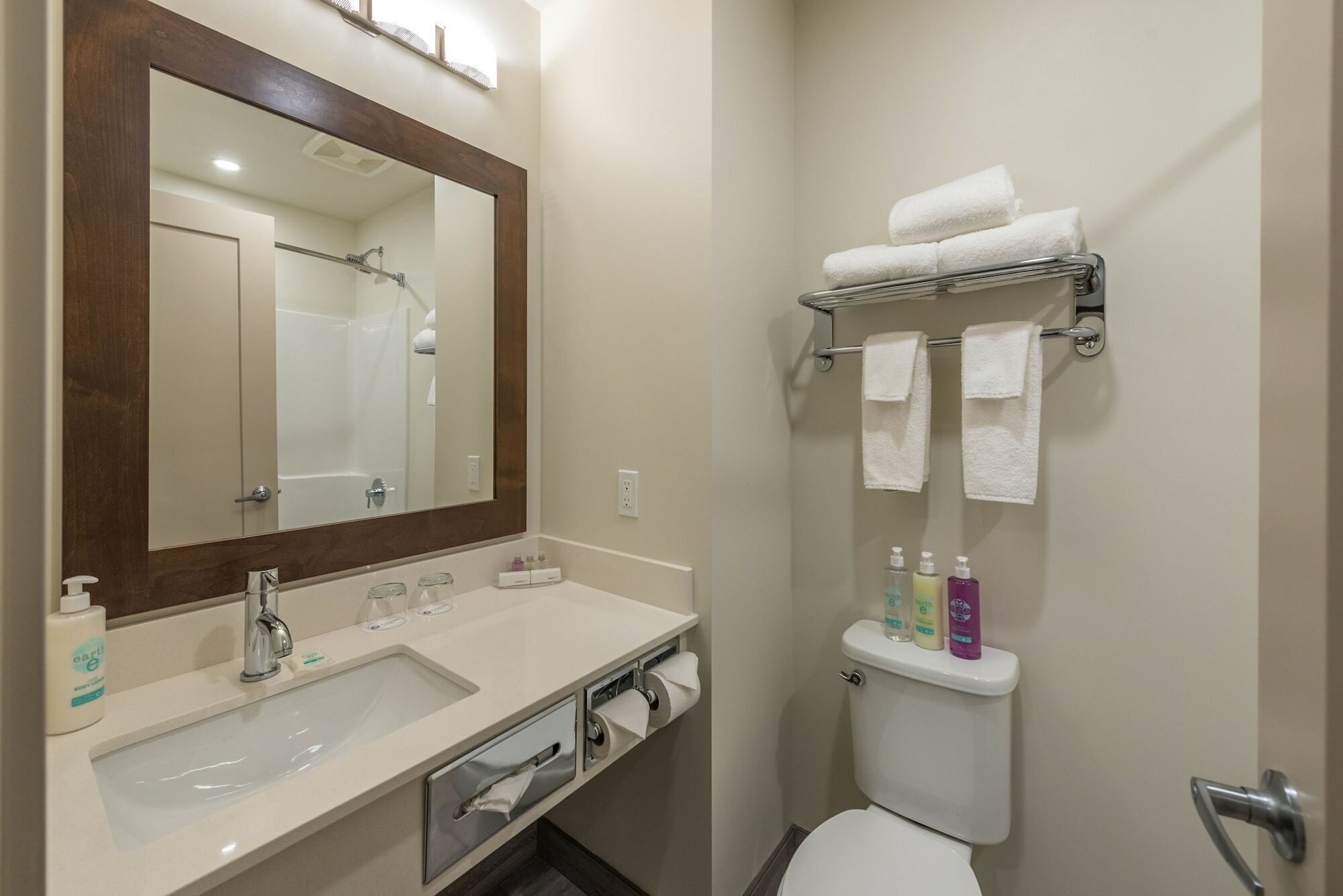 Coast Oliver Hotel מראה חיצוני תמונה